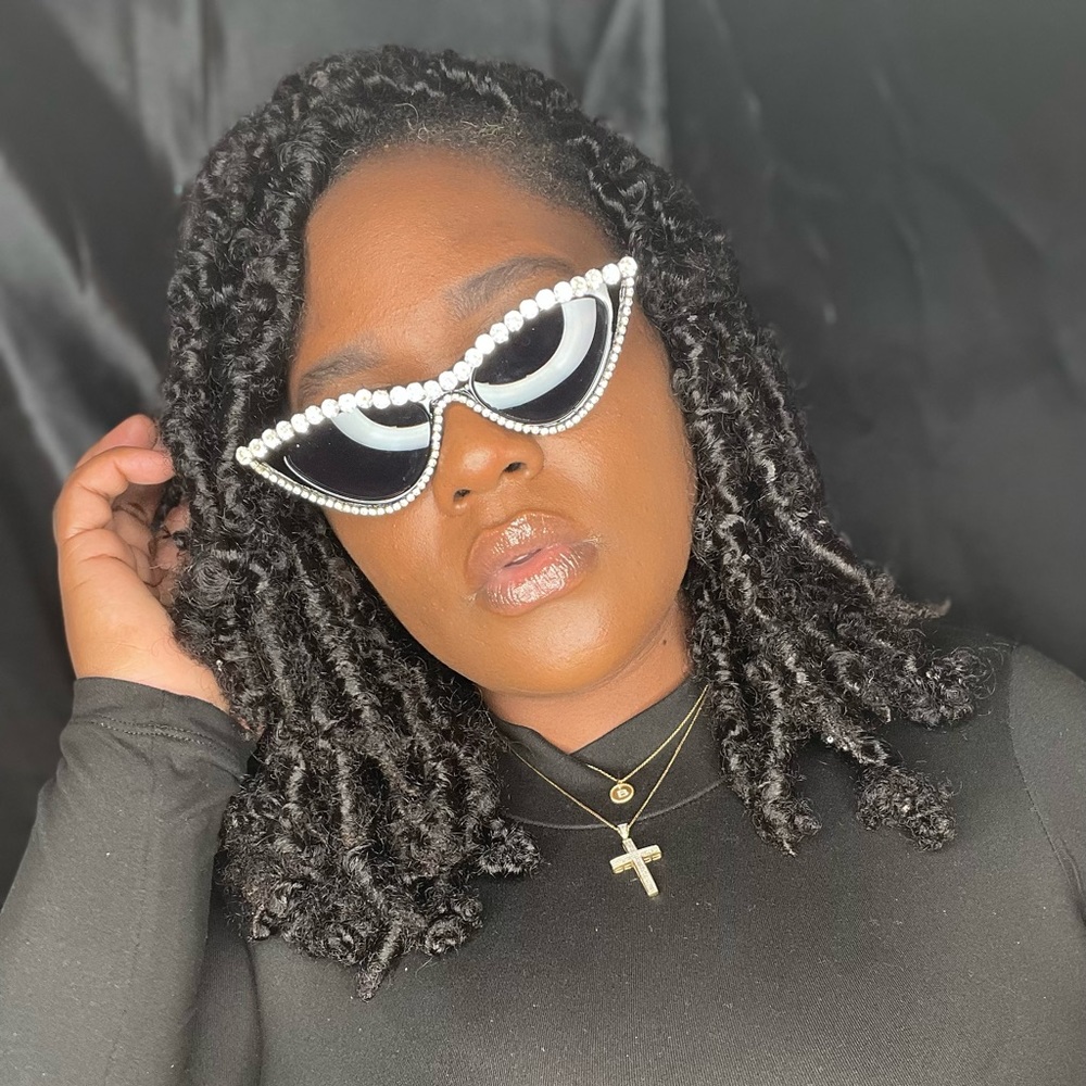 Lavish Black Sunglasses